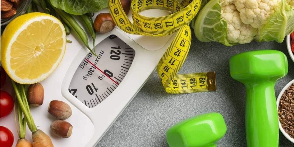 Achieving and maintaining a healthy weight without medication