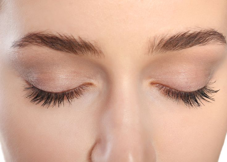 Top 5 Natural Remedies For Eyelash Lengthening