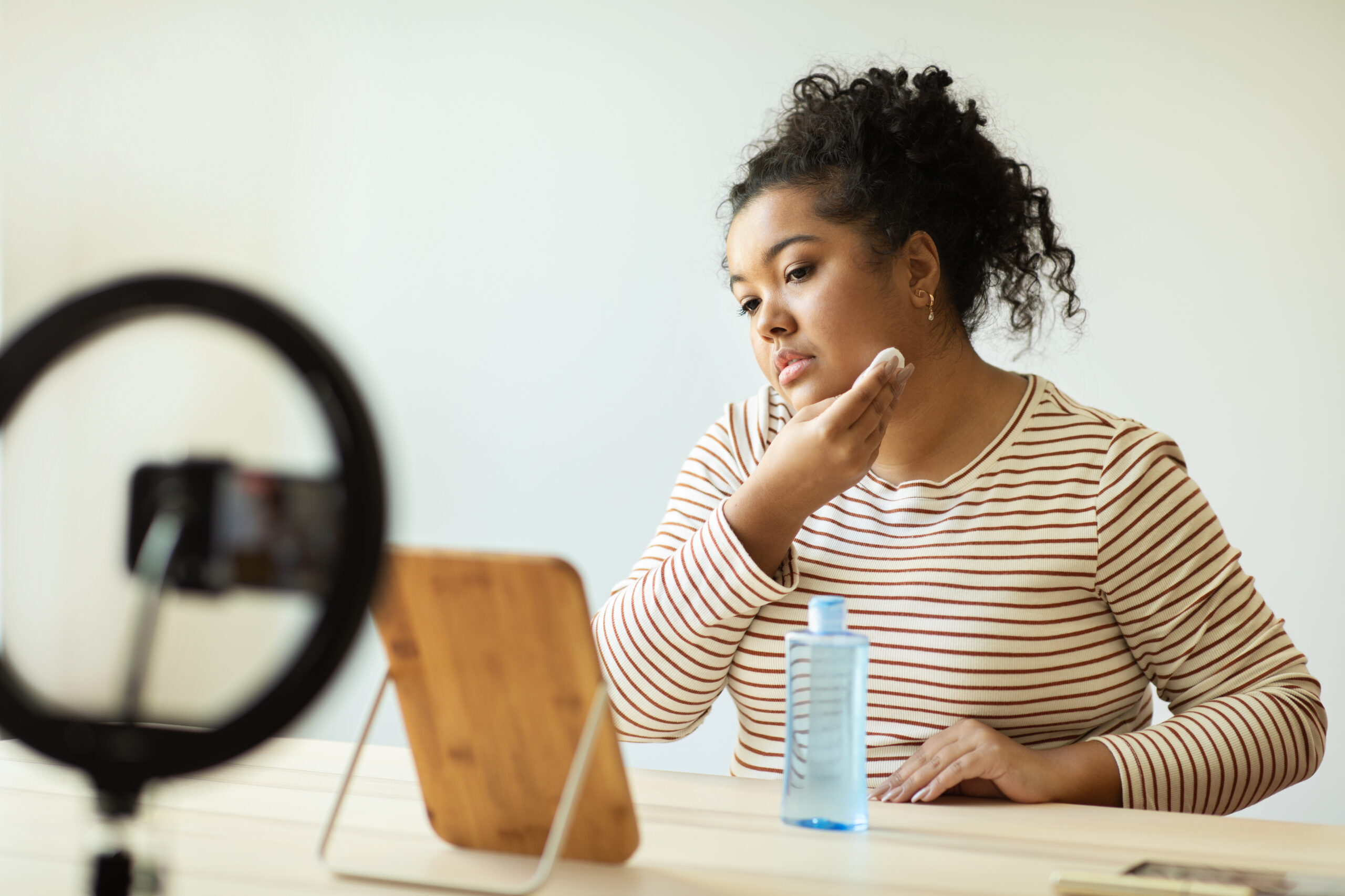 How Telehealth is Revolutionizing Acne Treatment and Online Antibiotic Prescriptions